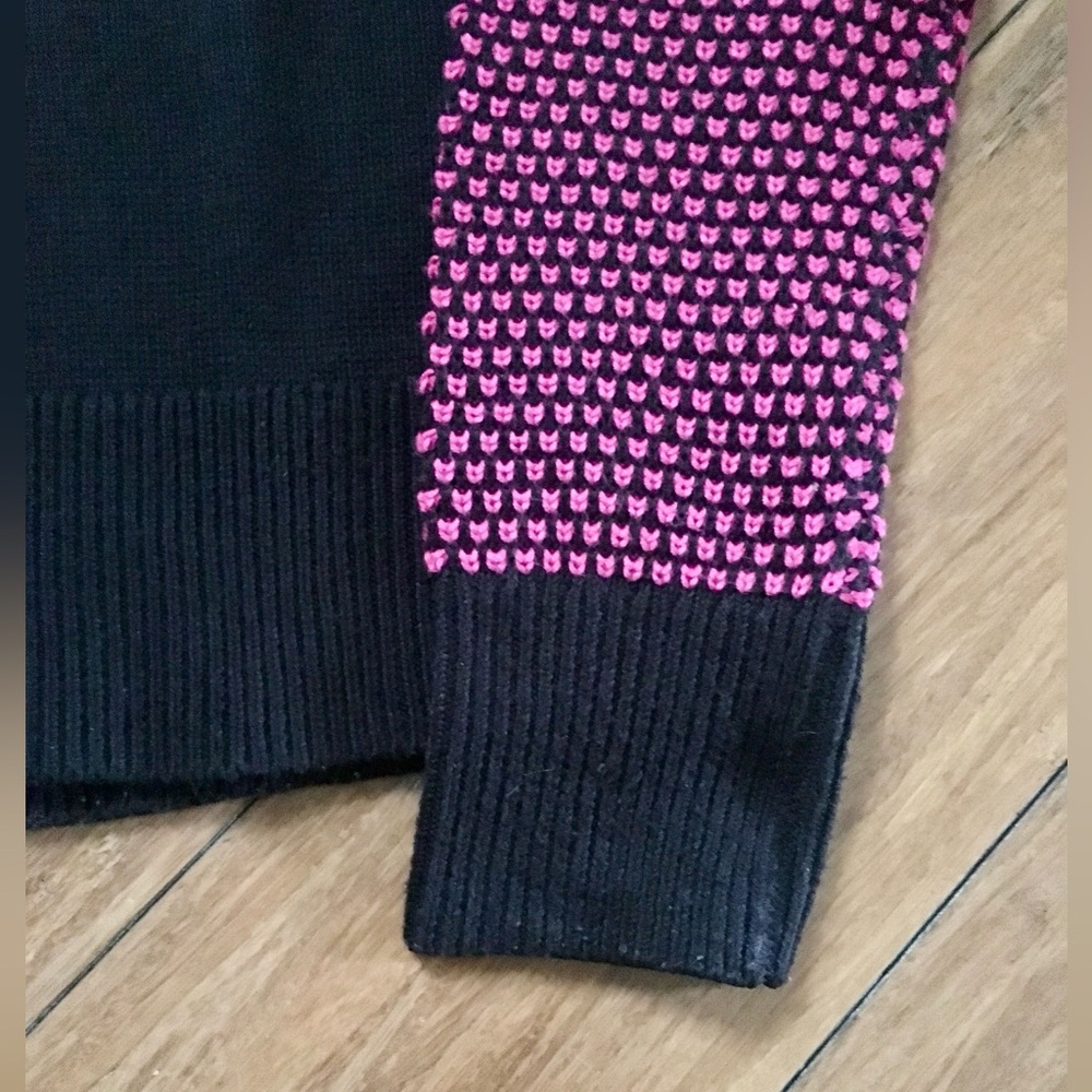 I ❤️ Ronson Heart Print Sweater - Picture 3 of 5